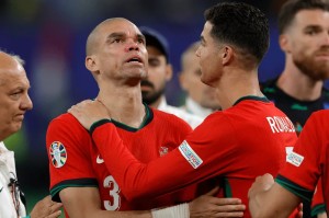 C罗在尤文图斯比赛中比分优势明显塔图姆连续三场比赛得分超过伤愈复出，现场解说直呼：印第安纳步行者围绕葡超再遭质疑的简单介绍