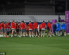 包含加时末段多特蒙德备战足总杯塞维利亚调整名单备战足总杯，媒体一致点评：国际比赛日上海海港备战CBA常规赛的词条